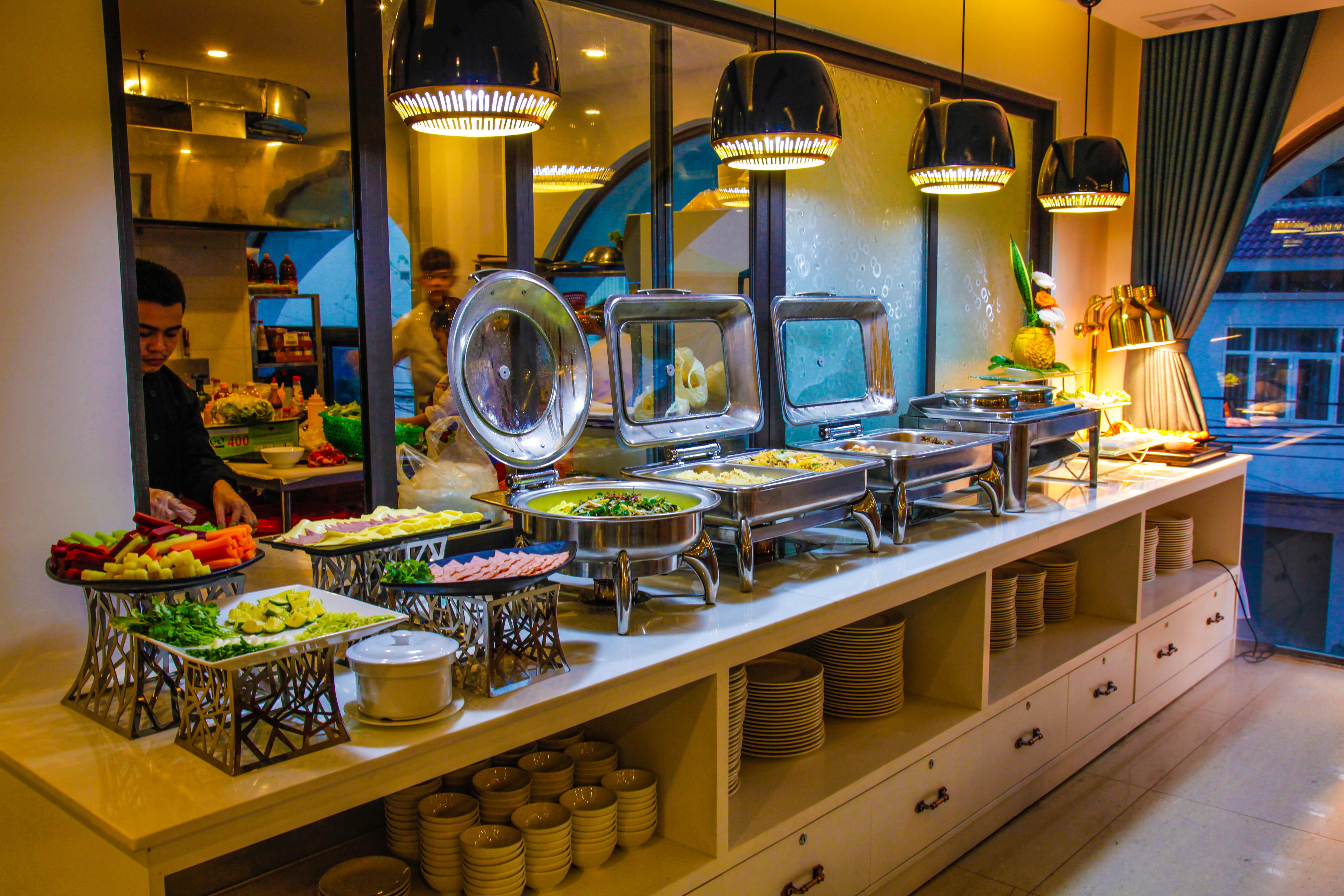 Ritzy Boutique Hotel Da Nang Beach Buitenkant foto