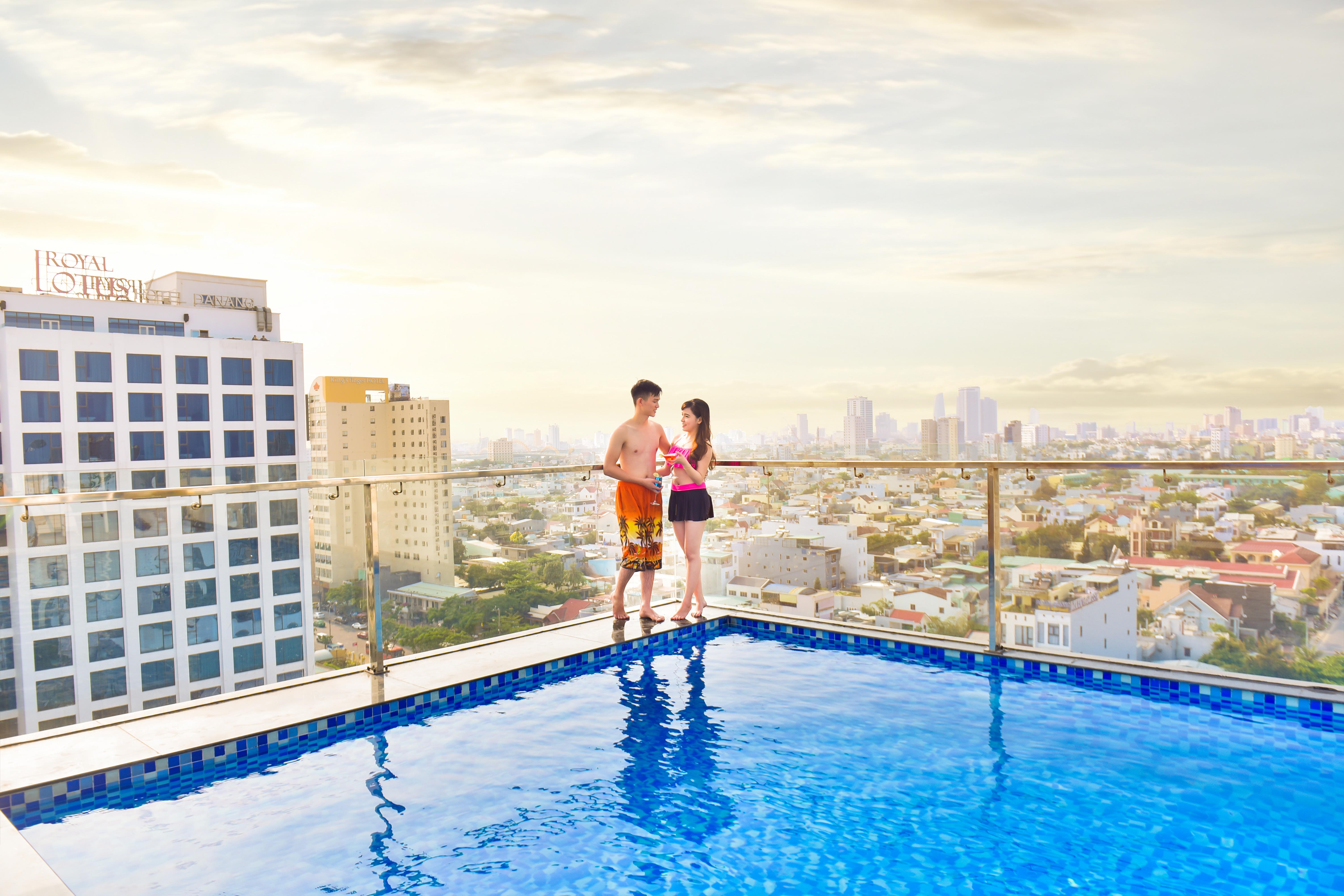 Ritzy Boutique Hotel Da Nang Beach Buitenkant foto
