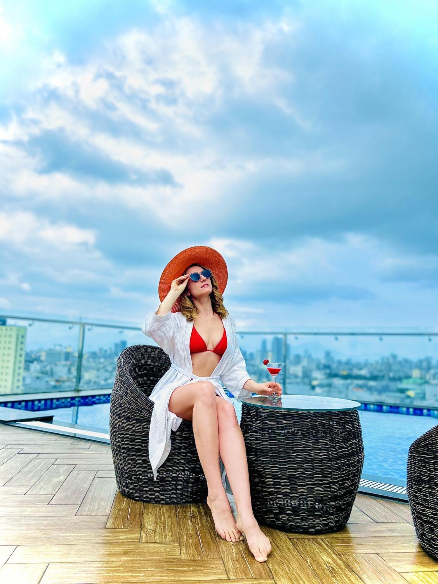 Ritzy Boutique Hotel Da Nang Beach Buitenkant foto