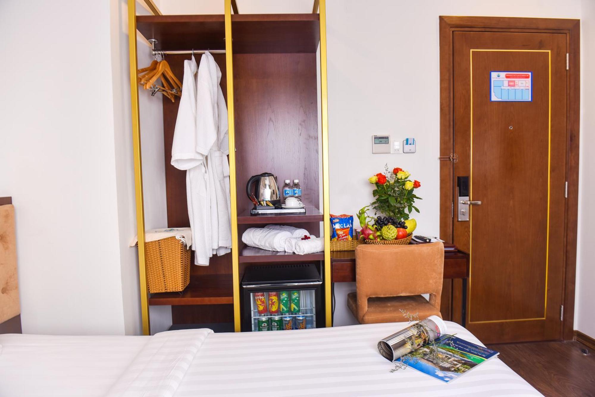 Ritzy Boutique Hotel Da Nang Beach Buitenkant foto